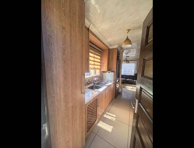 3 BEDROOM HOUSE FOR SALE IN OLIEVENHOUTBOSCH